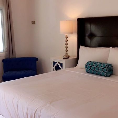 Hotel Carriage House Hamden Esterno foto